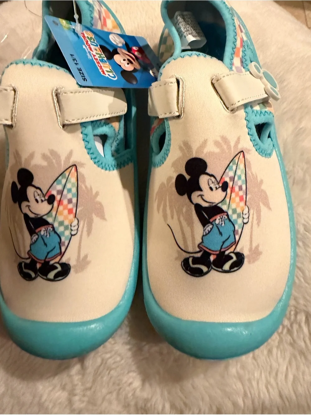 Disney Kids Mickey Mouse Cream & Teal Water Shoes